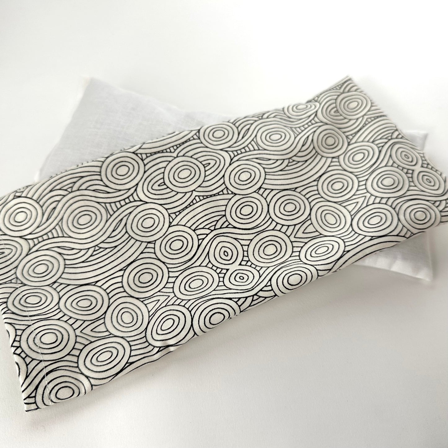 Lavender Eye Pillow | Ivory Whirl